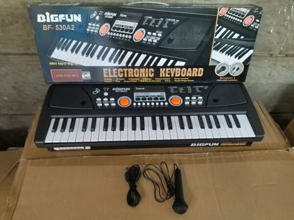 49 KEYS ELECTRONIC KEYBOARD ksh 2600